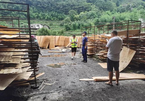 四川宜宾高县开展木材加工厂消防安全突击检查